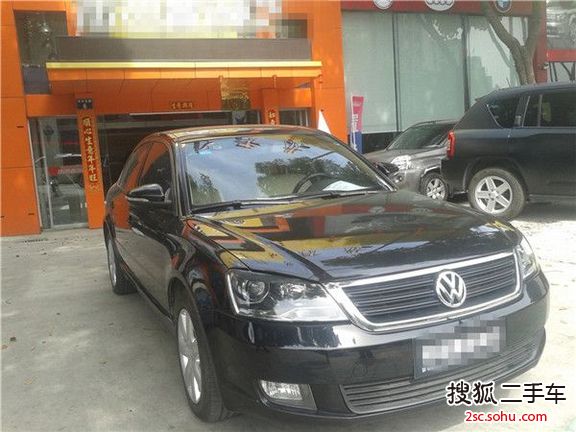 大众帕萨特领驭2009款2.0L 手动 尊享型