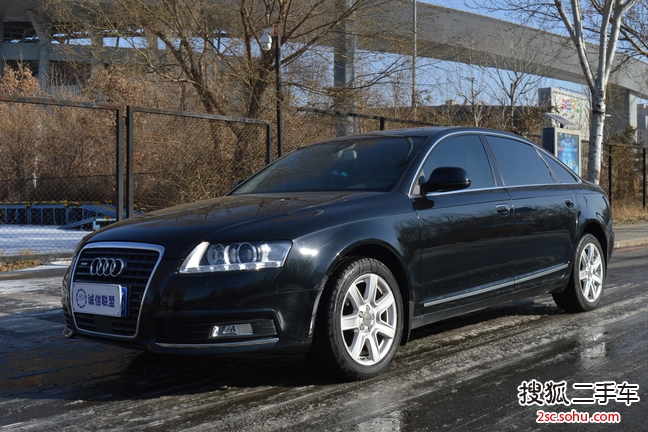 奥迪A6L2012款35 FSI quattro 豪华型(2.8L)