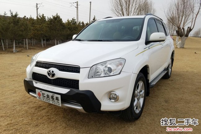 丰田RAV42013款2.0L CVT四驱风尚版 