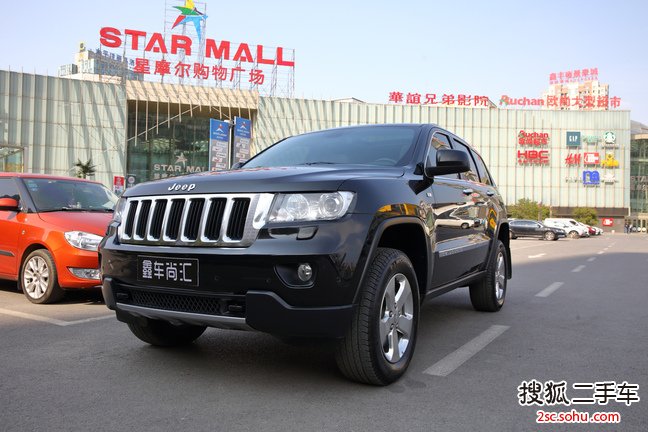 Jeep大切诺基2011款3.6L 旗舰导航版