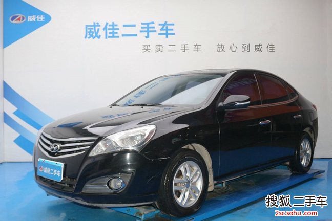 现代悦动2011款1.6L 手动顶级型