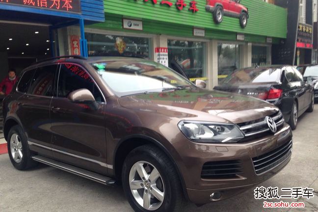 大众途锐2011款3.0TSI V6 标配型 