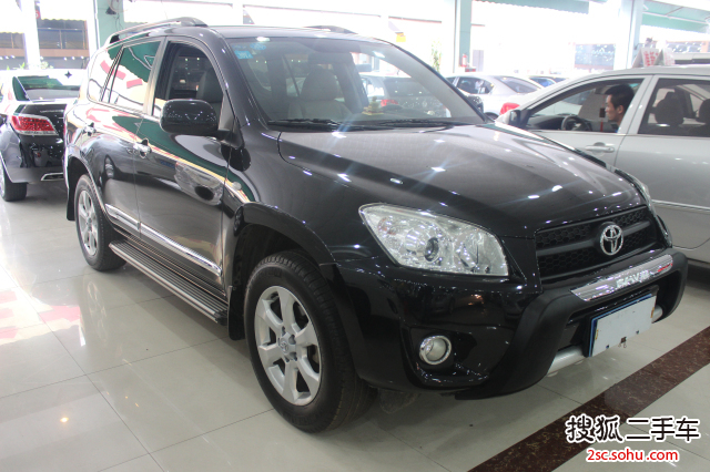 丰田RAV42011款2.0L 自动经典版