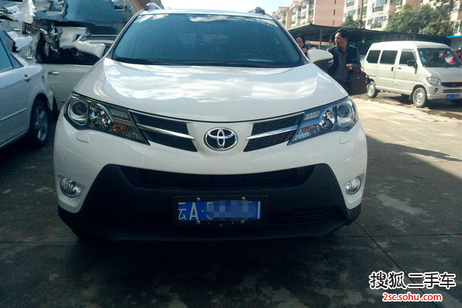 丰田RAV42013款2.5L 自动四驱豪华版 