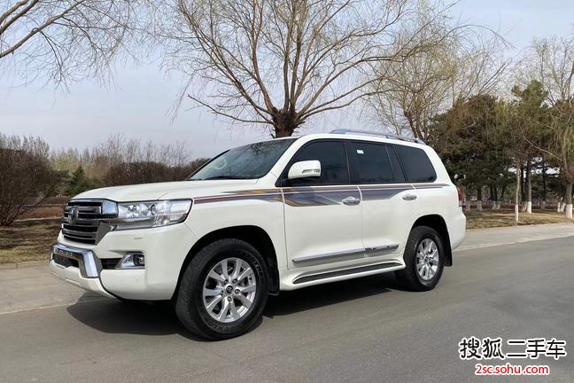 长春二手丰田兰德酷路泽2016款4.6L 自动VX-R价格81.8万 