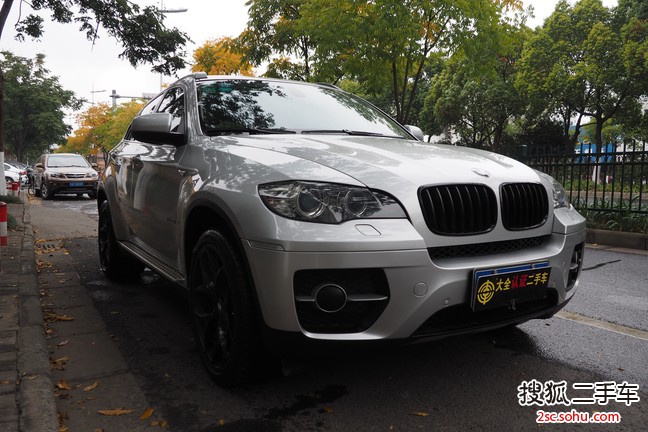 宝马X62011款xDrive35i