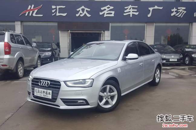 奥迪A4L2015款35 TFSI 自动舒适型