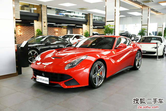 法拉利F12 berlinetta2013款6.3L 标准型