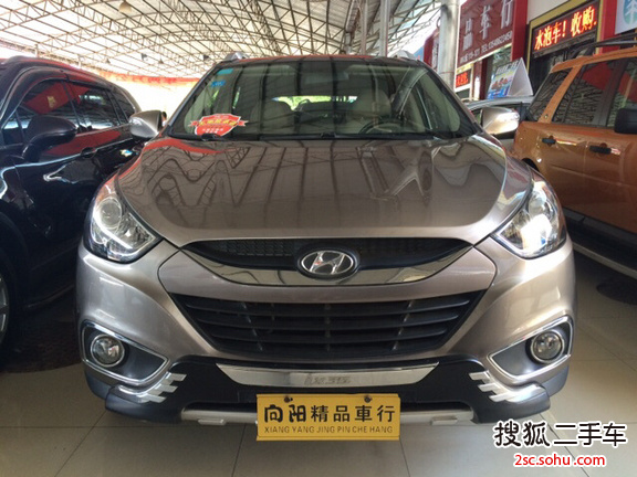 现代ix352010款2.0L 自动两驱精英版GLS 