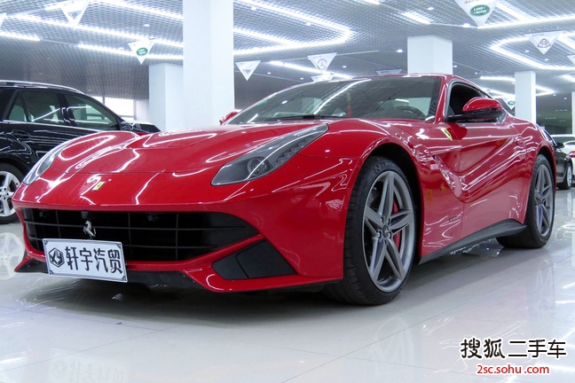 法拉利F12 berlinetta2013款6.3L 标准型