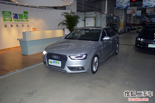 奥迪A4L2013款35 TFSI(2.0T)自动技术型