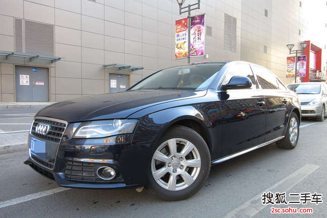 奥迪A4L2010款2.0TFSI 舒适型