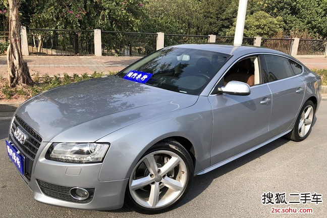 奥迪A5掀背2010款2.0TFSI 舒适型