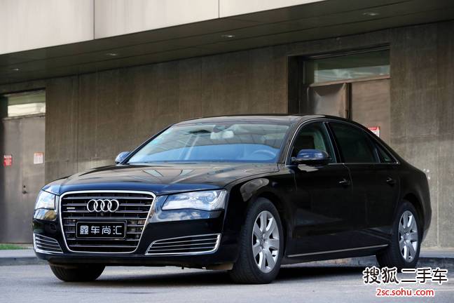 奥迪A8L2014款45 TFSI quattro舒适型