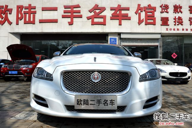 捷豹XJ2014款XJL 2.0T 两驱典雅商务版