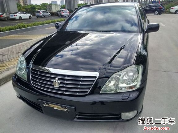 丰田皇冠2009款2.5L Royal特别导航版