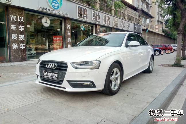 奥迪A4L2013款35 TFSI 自动标准型