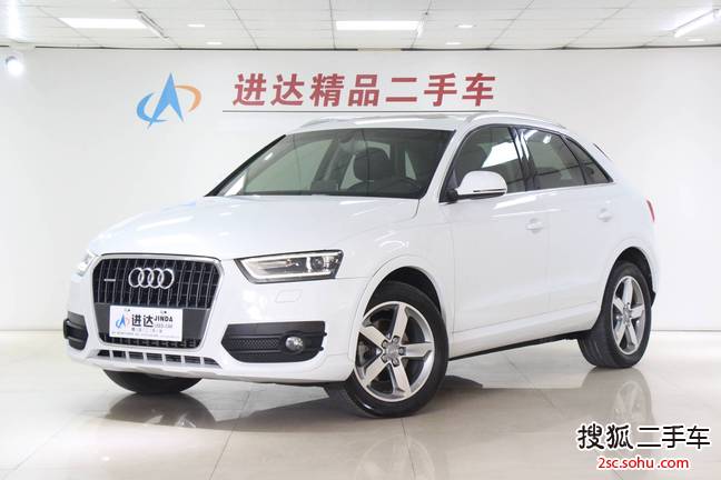 奥迪Q32013款35 TFSI 全时四驱豪华型