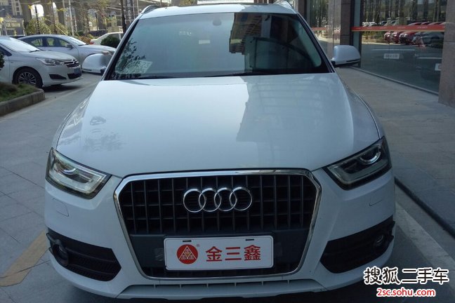 奥迪Q32015款35 TFSI 进取型