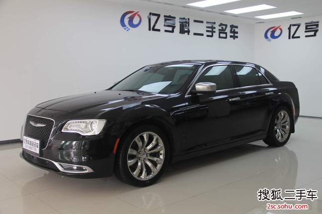 克莱斯勒3002016款300C 3.0L 超越版