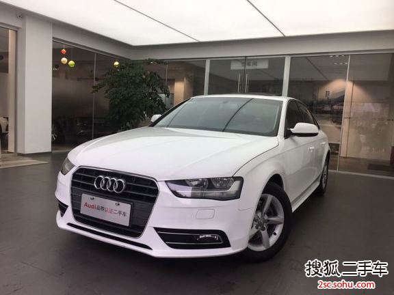 奥迪A4L2015款30 TFSI 自动舒适型