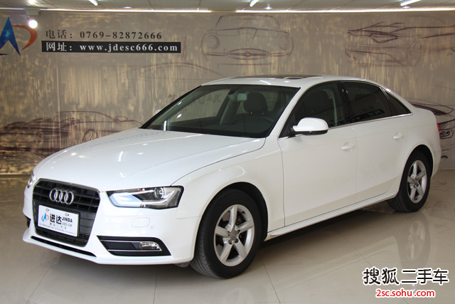 奥迪A4L2013款35 TFSI 自动舒适型