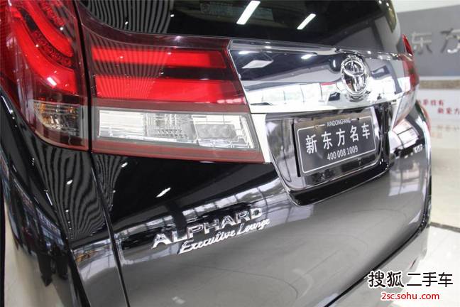 丰田埃尔法2015款3.5L 尊贵版