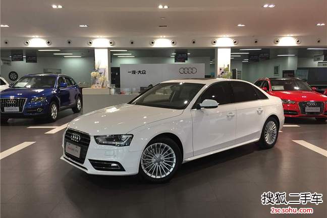 奥迪A4L2013款35 TFSI 自动标准型