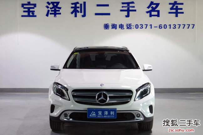 奔驰GLA级2015款GLA 220 4MATIC 豪华型