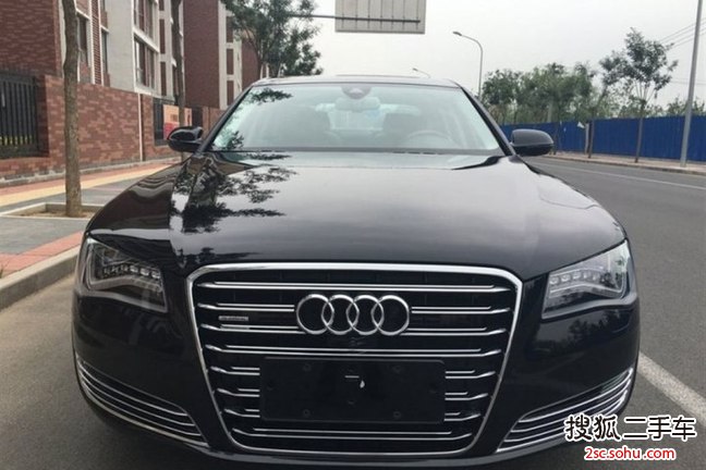 奥迪A8L2013款50 TFSI quattro尊贵型