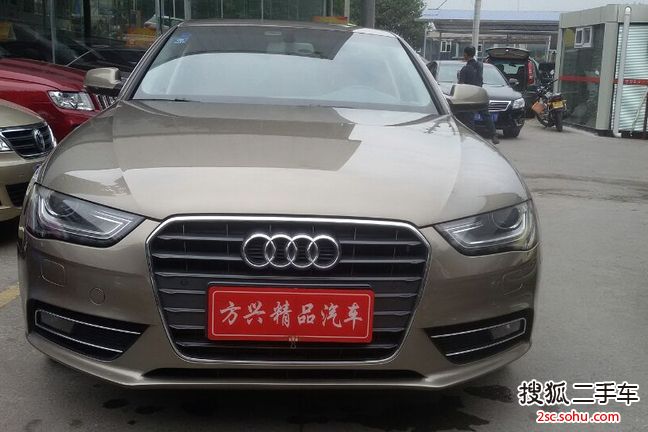 奥迪A4L2013款35 TFSI 自动舒适型