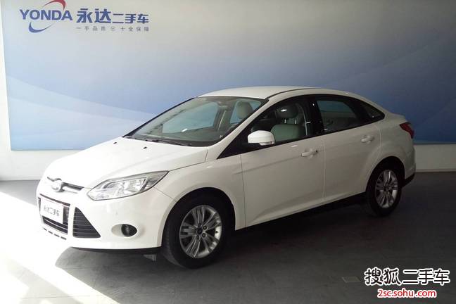 福特福克斯三厢2012款1.6L 自动舒适型