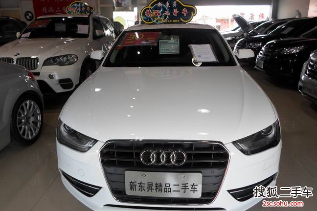 奥迪A4L2013款35 TFSI 自动标准型