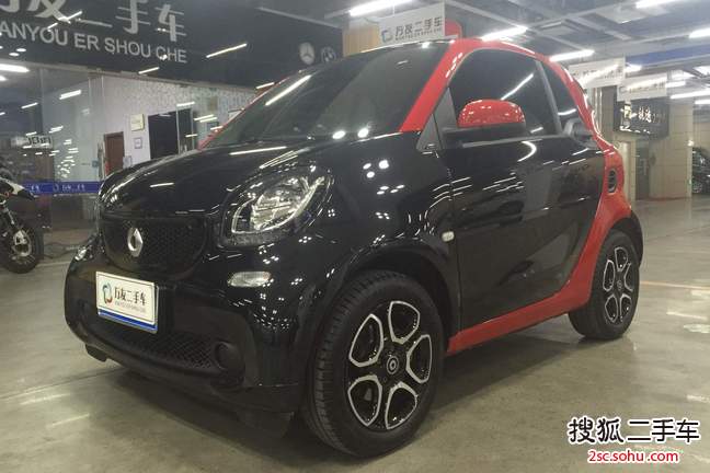 smartfortwo2016款0.9T 硬顶极致版