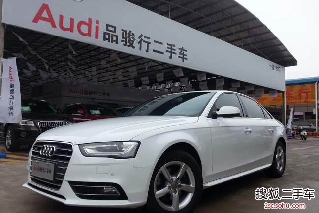 奥迪A4L2013款35 TFSI 自动标准型