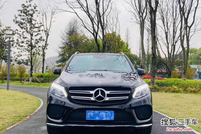 奔驰GLE级2018款320 4MATIC 动感型臻藏版