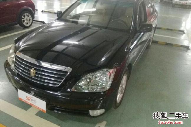 丰田皇冠2007款2.5L Royal 真皮版