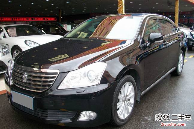 丰田皇冠2011款V6 2.5L Royal 真皮天窗特别版 