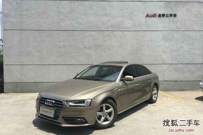 奥迪A4L2013款35 TFSI 自动标准型