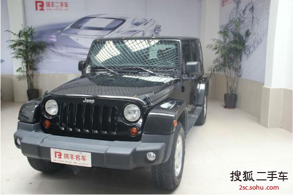 Jeep牧马人四门版2012款3.6L 撒哈拉