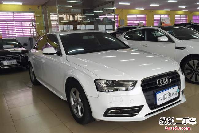 奥迪A4L2012款2.0TFSI 舒适型