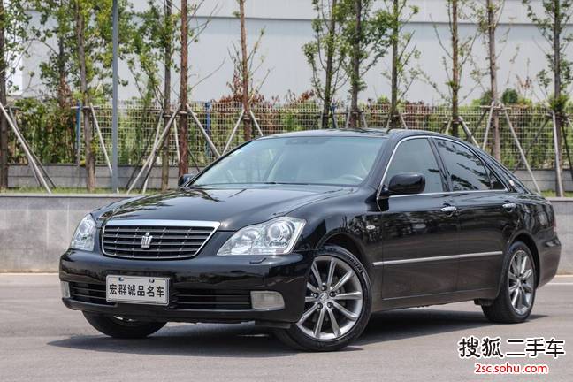 丰田皇冠2007款2.5L Royal 真皮版