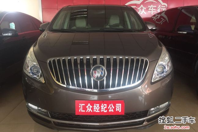 别克GL82013款3.0L XT豪华商务旗舰版