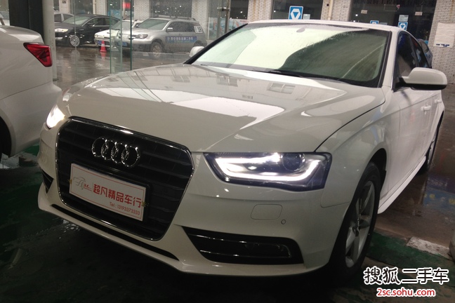 奥迪A4L2013款35 TFSI(2.0T)自动技术型