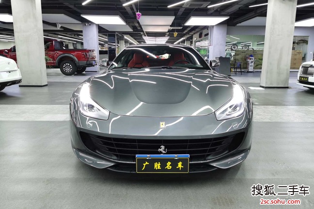 法拉利GTC4 Lusso2016款6.3L V12