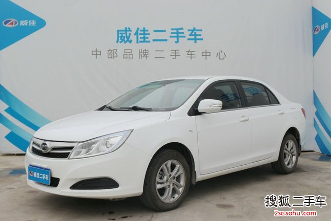 比亚迪速锐2014款1.5L 自动舒适型