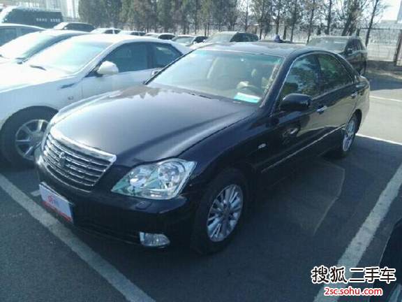 丰田皇冠2006款2.5L Royal 真皮版