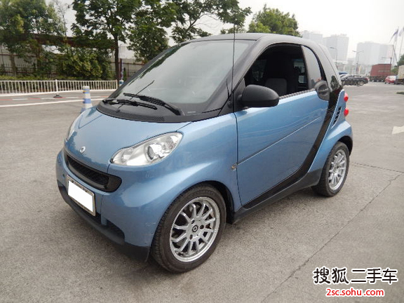 smartfortwo2011款1.0L MHD 硬顶标准版