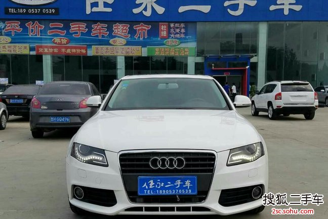 奥迪A4L2012款2.0TFSI 运动型