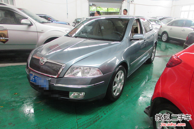 斯柯达明锐2008款2.0L 自动逸仕天窗版